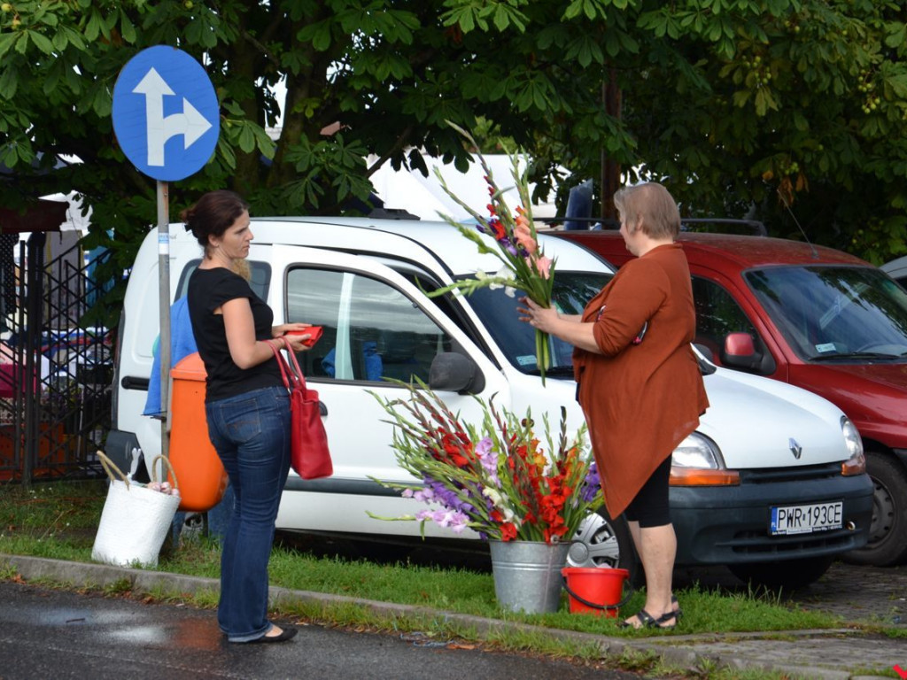 Taniej, zdrowiej, weselej. Tak wyglądał wrzesiński targ w czasach przed epidemią