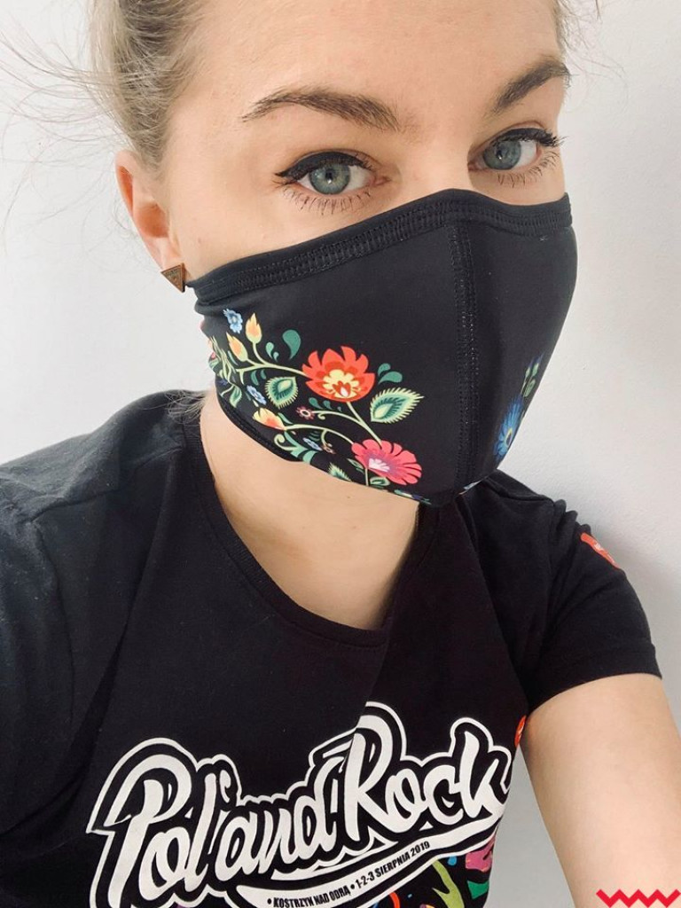 Jak bezpiecznie korzystać z maseczek? Przeczytaj poradnik i obejrzyj zdjęcia