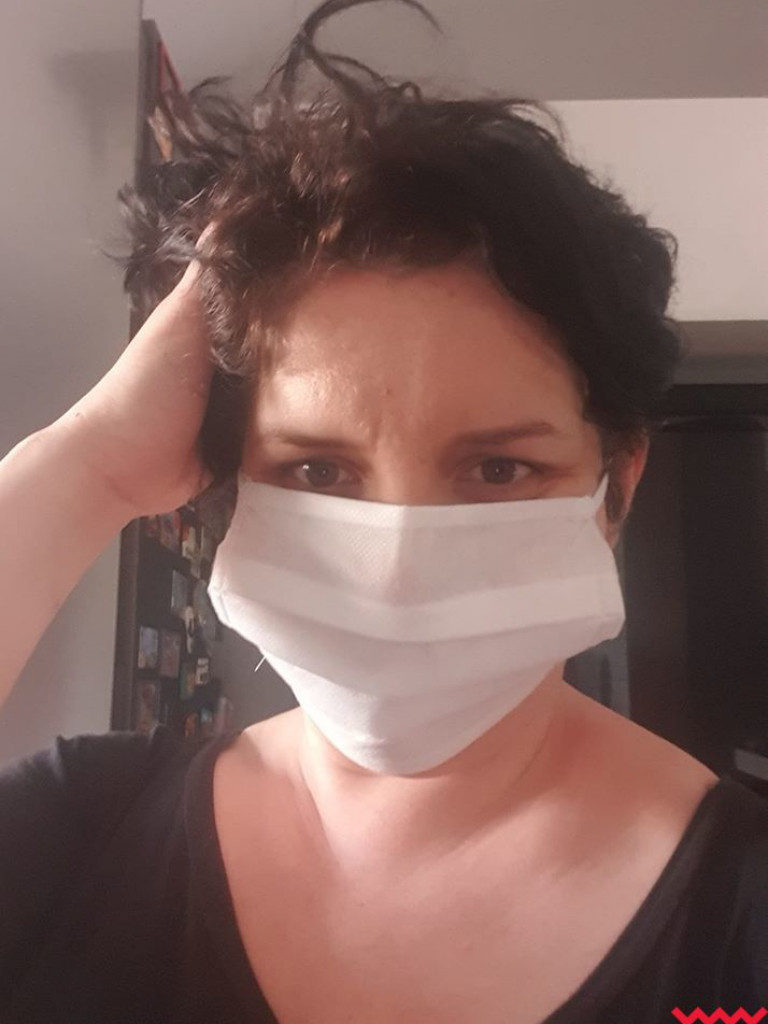 Jak bezpiecznie korzystać z maseczek? Przeczytaj poradnik i obejrzyj zdjęcia