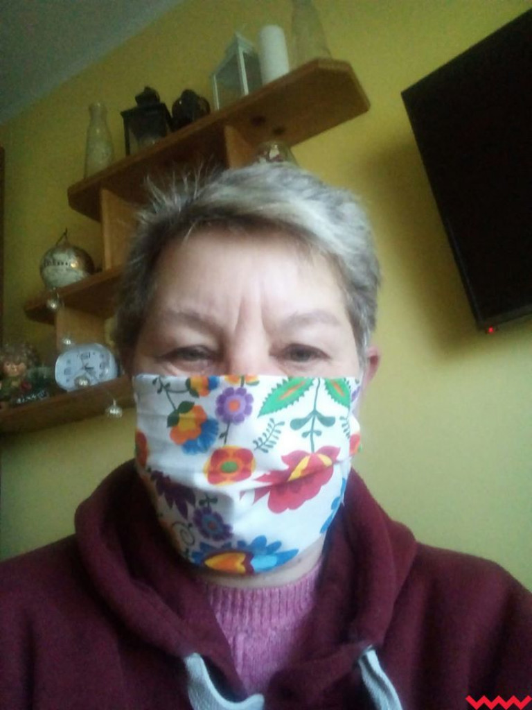 Jak bezpiecznie korzystać z maseczek? Przeczytaj poradnik i obejrzyj zdjęcia