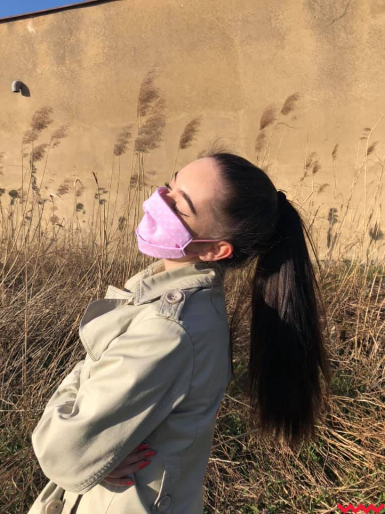 Jak bezpiecznie korzystać z maseczek? Przeczytaj poradnik i obejrzyj zdjęcia