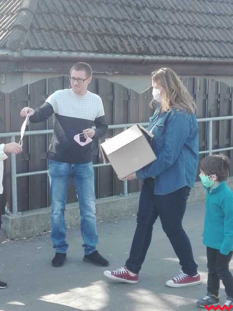 Po wielkim szyciu czas na odpoczynek. Tysiące maseczek już u potrzebujących