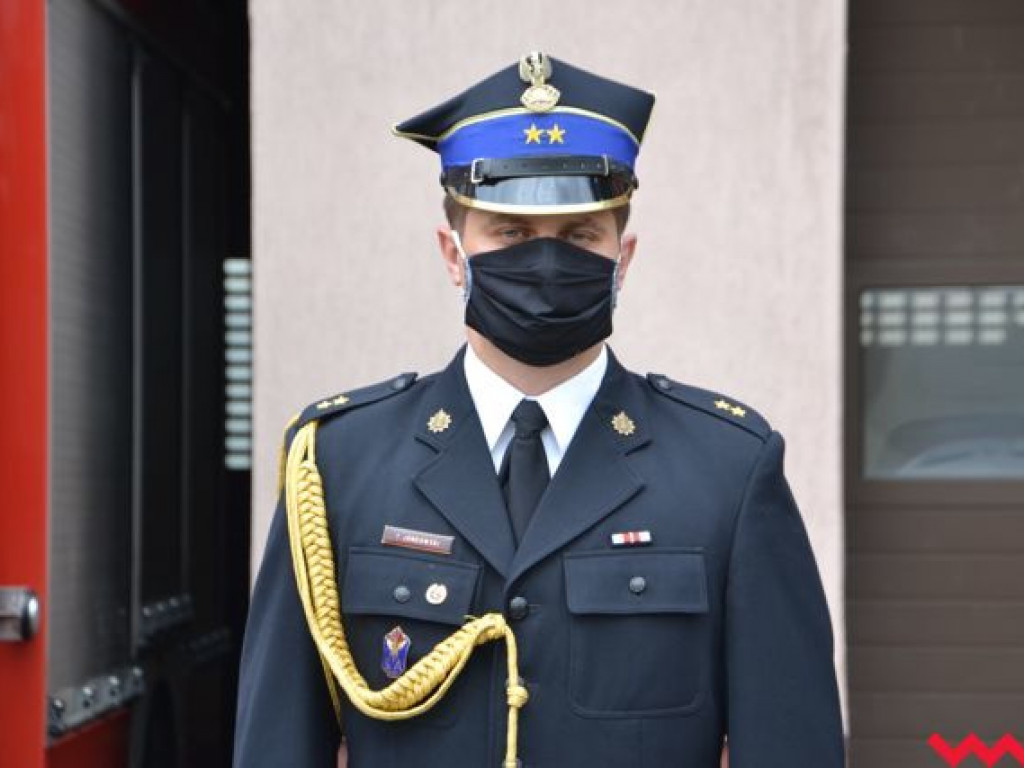 Druga gwiazdka dla komendanta. Awansowali też inni mundurowi