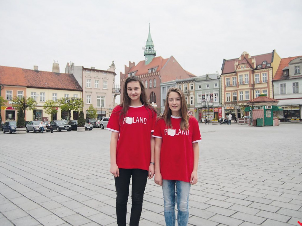 Jak przez lata zmieniały się wrzesińskie koszulki i noszące je modelki?