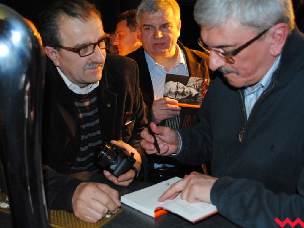 – Gdybym wygrał milion w Totolotka założyłbym własne radio – rozmowa z Markiem Niedźwieckim