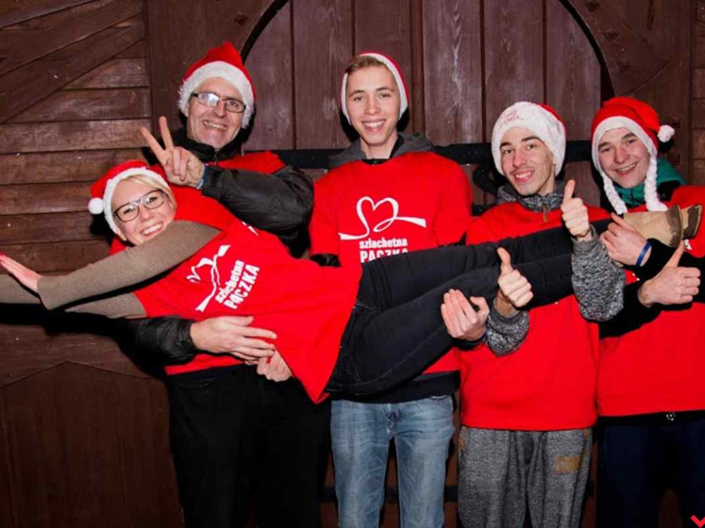 Wolontariusze Szlachetnej Paczki i Akademii Przyszłości poszukiwani. Zgłoś się już dziś!