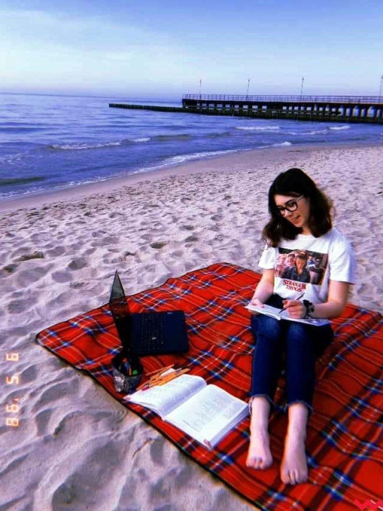 E-learning w obiektywie uczniów ZSTiO. Prezentujemy prace konkursowe