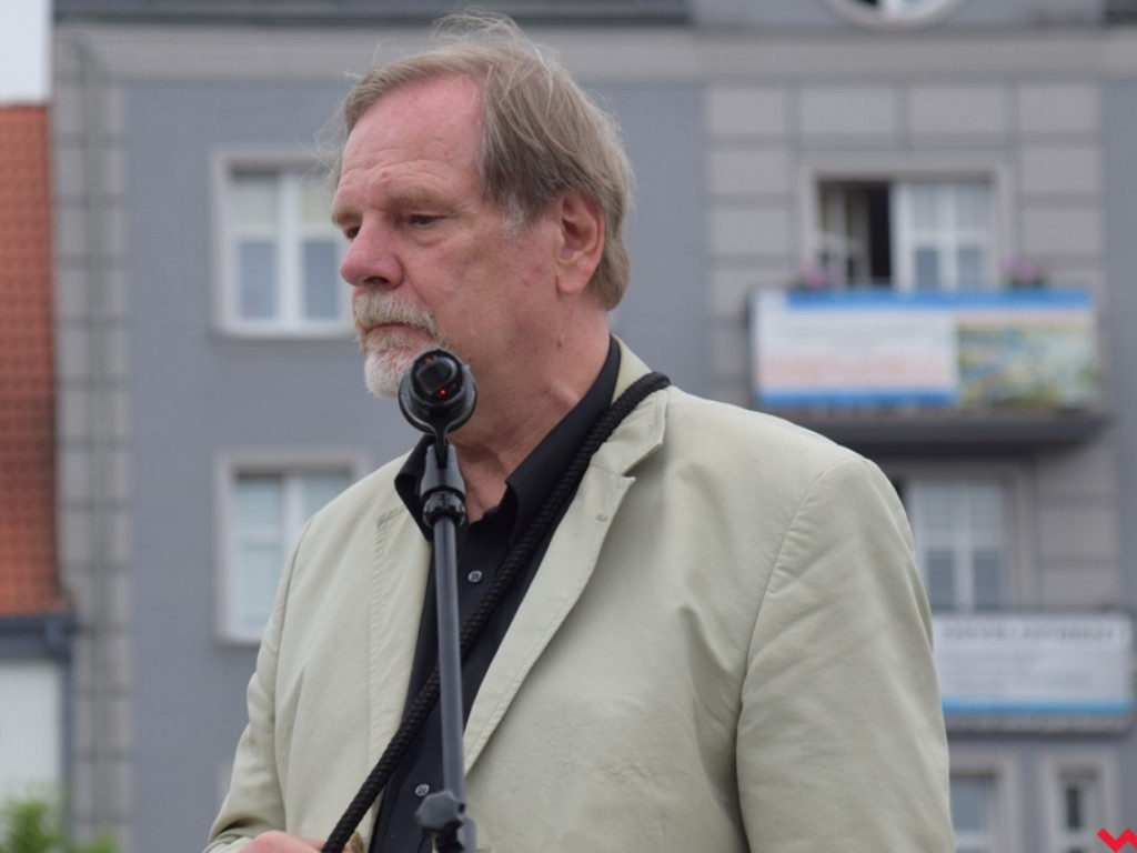 „Świt” zaświtał na wrzesińskim rynku. Mistrzowie fotografii pokazali jak widzą miasto