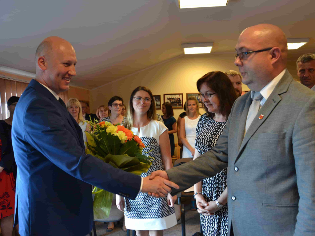 Burmistrz Miłosławia zapewnia, że nie ma maszynki do drukowania pieniędzy i nie zadłuża gminy