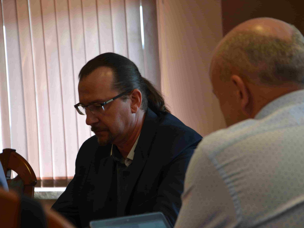 Burmistrz Miłosławia zapewnia, że nie ma maszynki do drukowania pieniędzy i nie zadłuża gminy