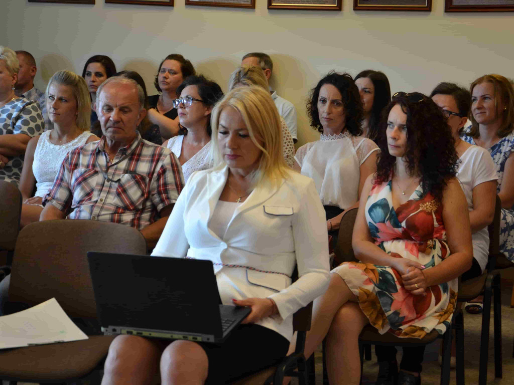 Burmistrz Miłosławia zapewnia, że nie ma maszynki do drukowania pieniędzy i nie zadłuża gminy