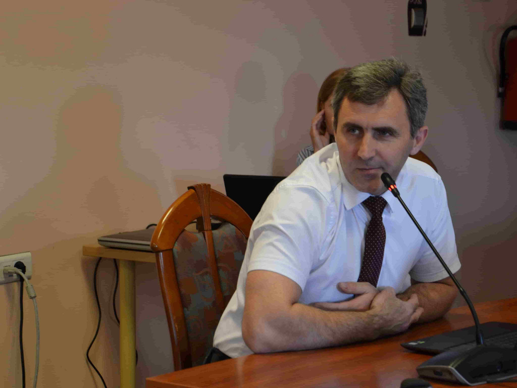 Burmistrz Miłosławia zapewnia, że nie ma maszynki do drukowania pieniędzy i nie zadłuża gminy