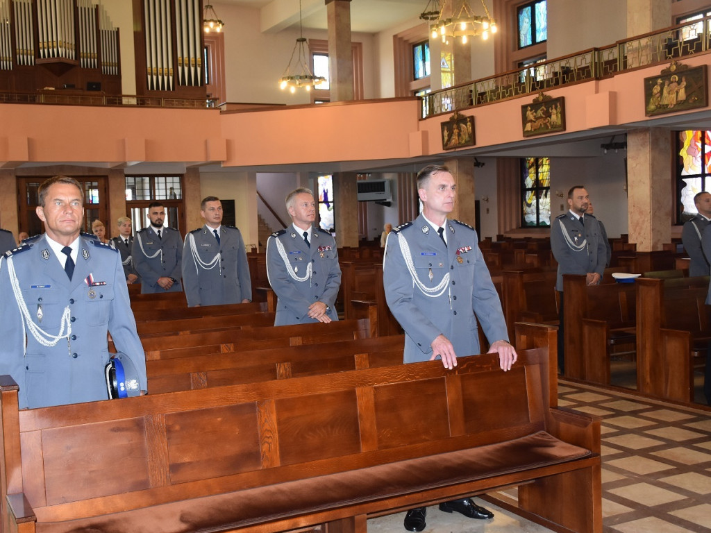 Święto policji we Wrześni. Było skromnie i z awansami