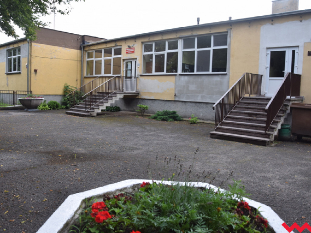 Zrujnowane przedszkole w Kołaczkowie być może doczeka się remontu