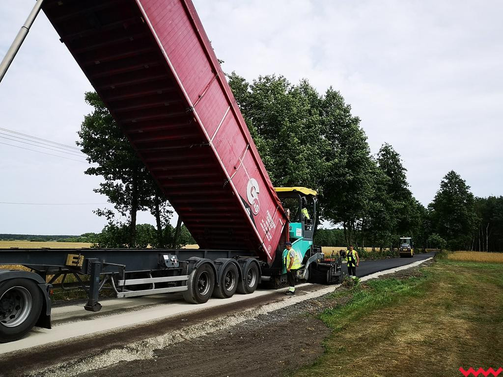 Nareszcie gładko i przyjemnie. Nowa droga na Tłoczyźnie