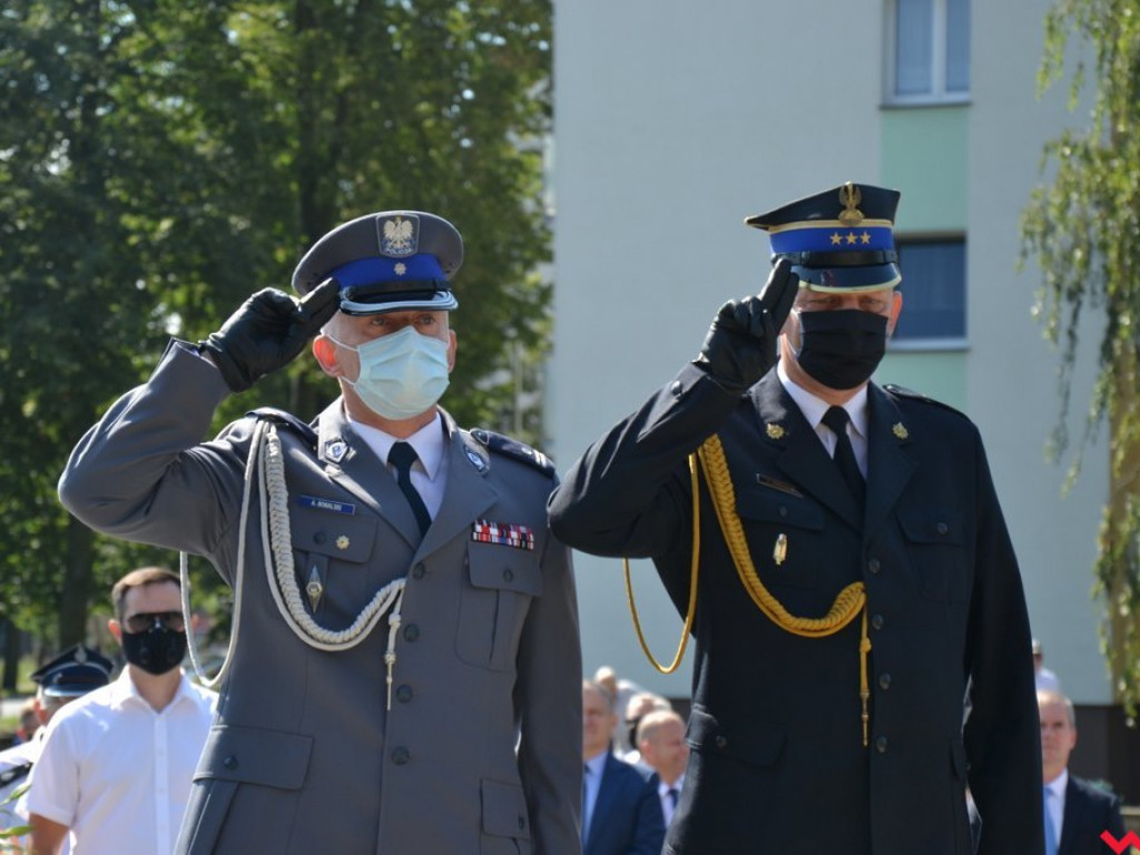 Komplet delegacji i pokłonów na wrzesińskim Święcie Wojska Polskiego