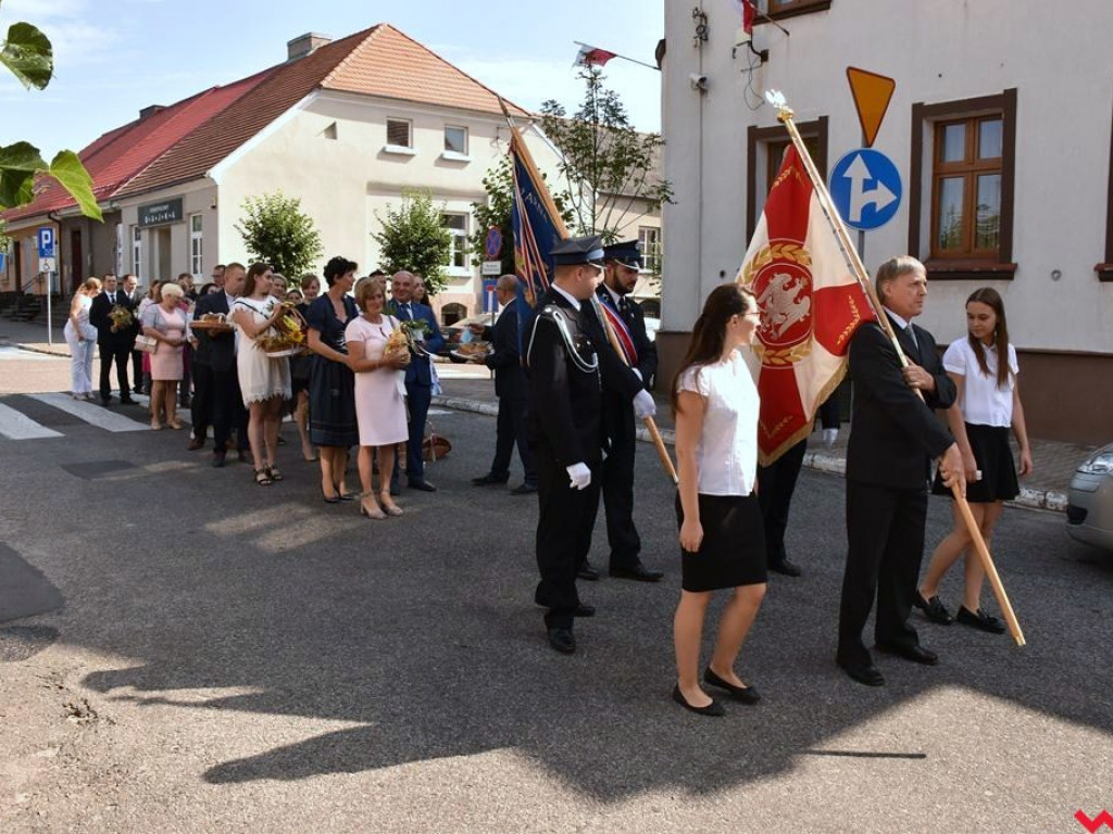 Rolnicy i sadownicy dziękowali za plony. Dożynki parafialne w Pyzdrach