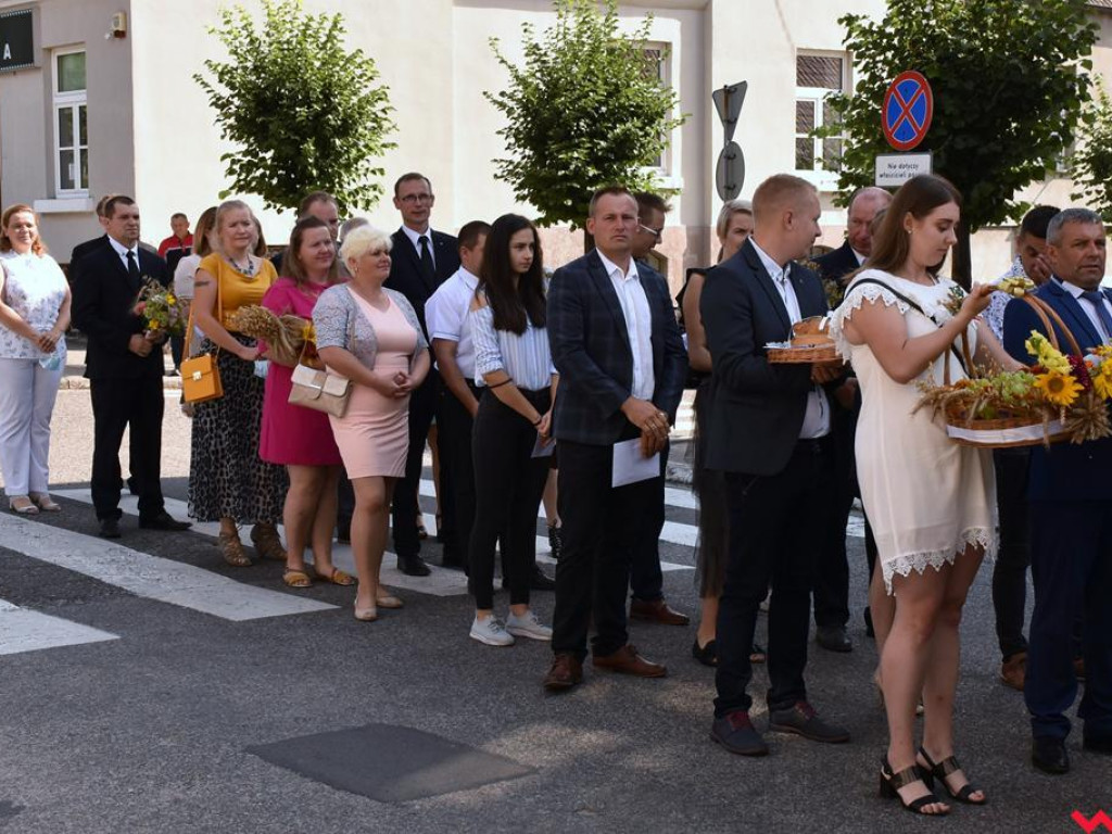 Rolnicy i sadownicy dziękowali za plony. Dożynki parafialne w Pyzdrach