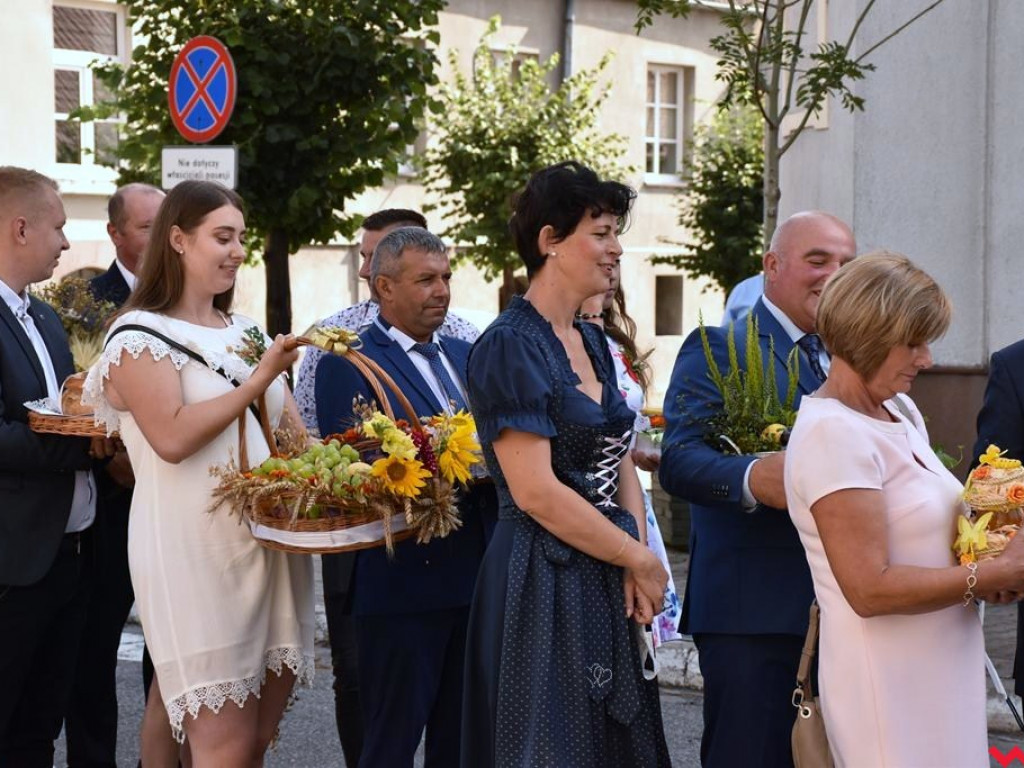 Rolnicy i sadownicy dziękowali za plony. Dożynki parafialne w Pyzdrach