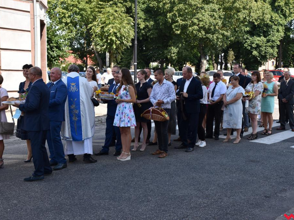 Rolnicy i sadownicy dziękowali za plony. Dożynki parafialne w Pyzdrach