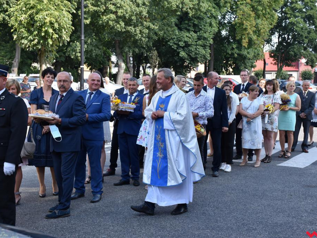 Rolnicy i sadownicy dziękowali za plony. Dożynki parafialne w Pyzdrach