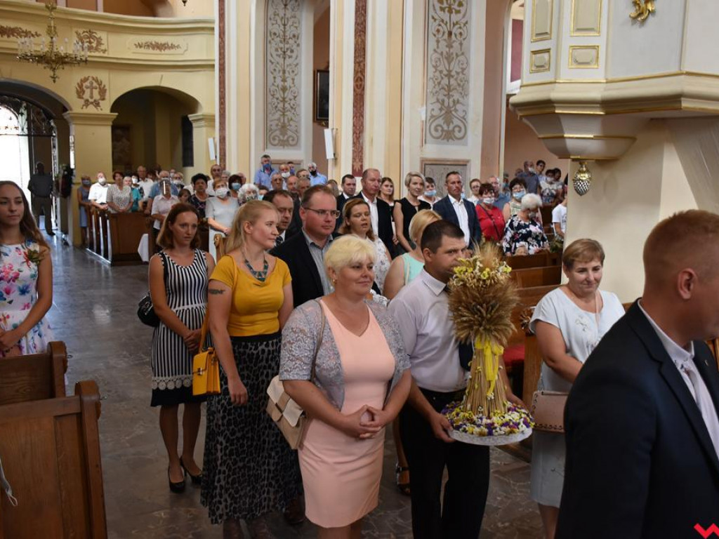 Rolnicy i sadownicy dziękowali za plony. Dożynki parafialne w Pyzdrach