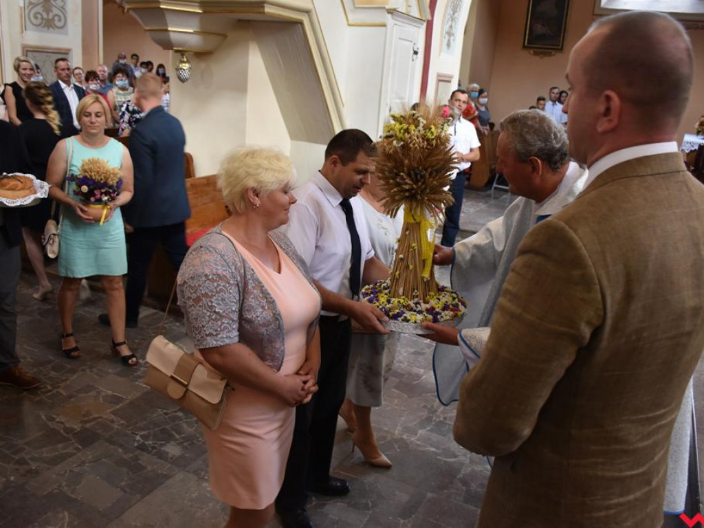 Rolnicy i sadownicy dziękowali za plony. Dożynki parafialne w Pyzdrach