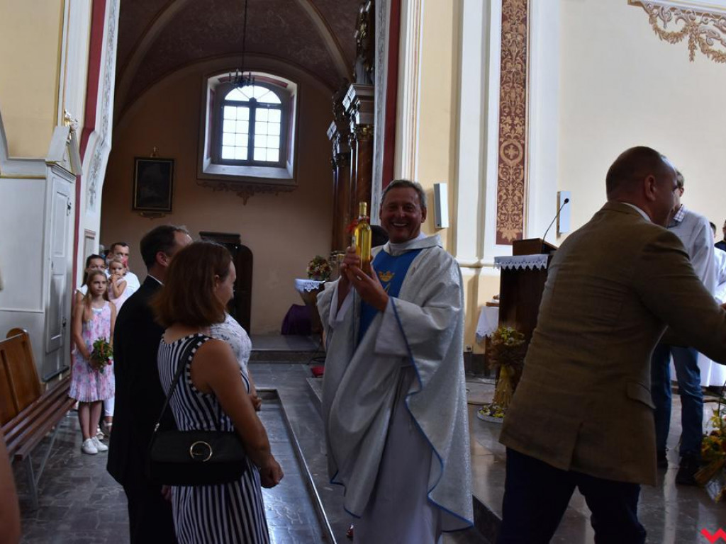 Rolnicy i sadownicy dziękowali za plony. Dożynki parafialne w Pyzdrach