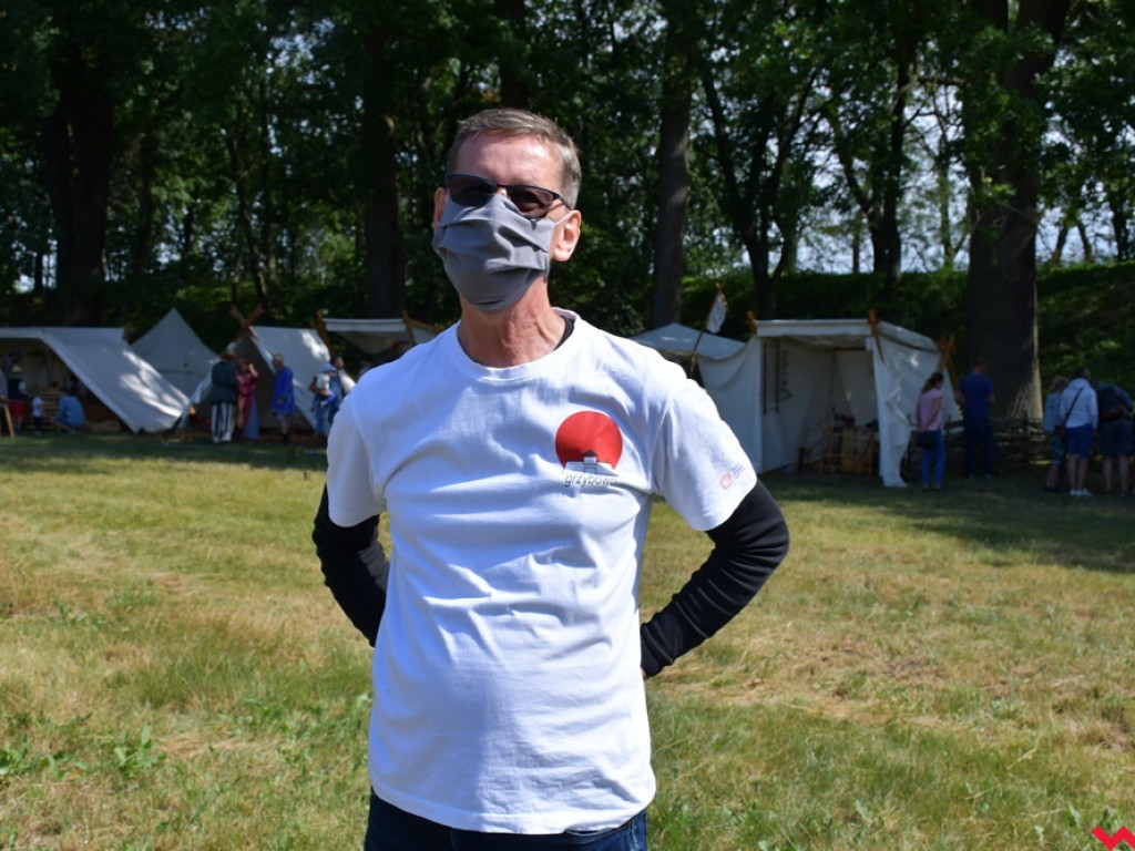 Piknikowa atmosfera na rekonstrukcyjnych warsztatach w Grzybowie