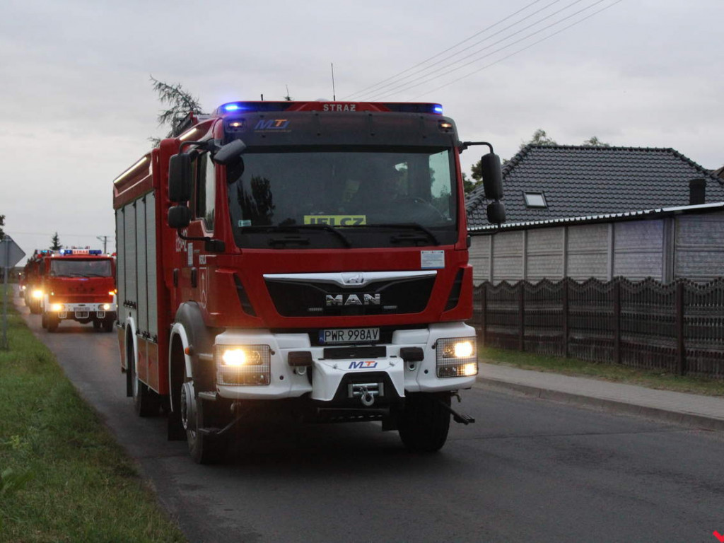 Spora euforia i atmosfera święta w Targowej Górce. Nowy samochód z fanfarami wjechał do jednostki