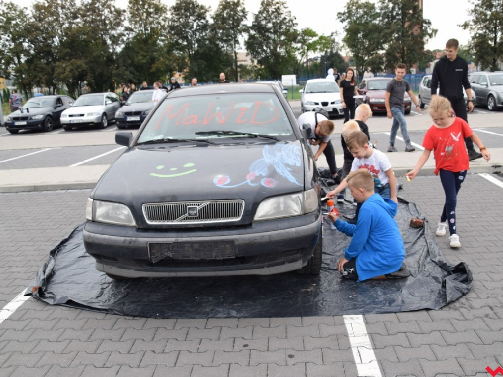 Motomaniacy Września dla Marcina. Charytatywne spotkanie miłośników motoryzacji