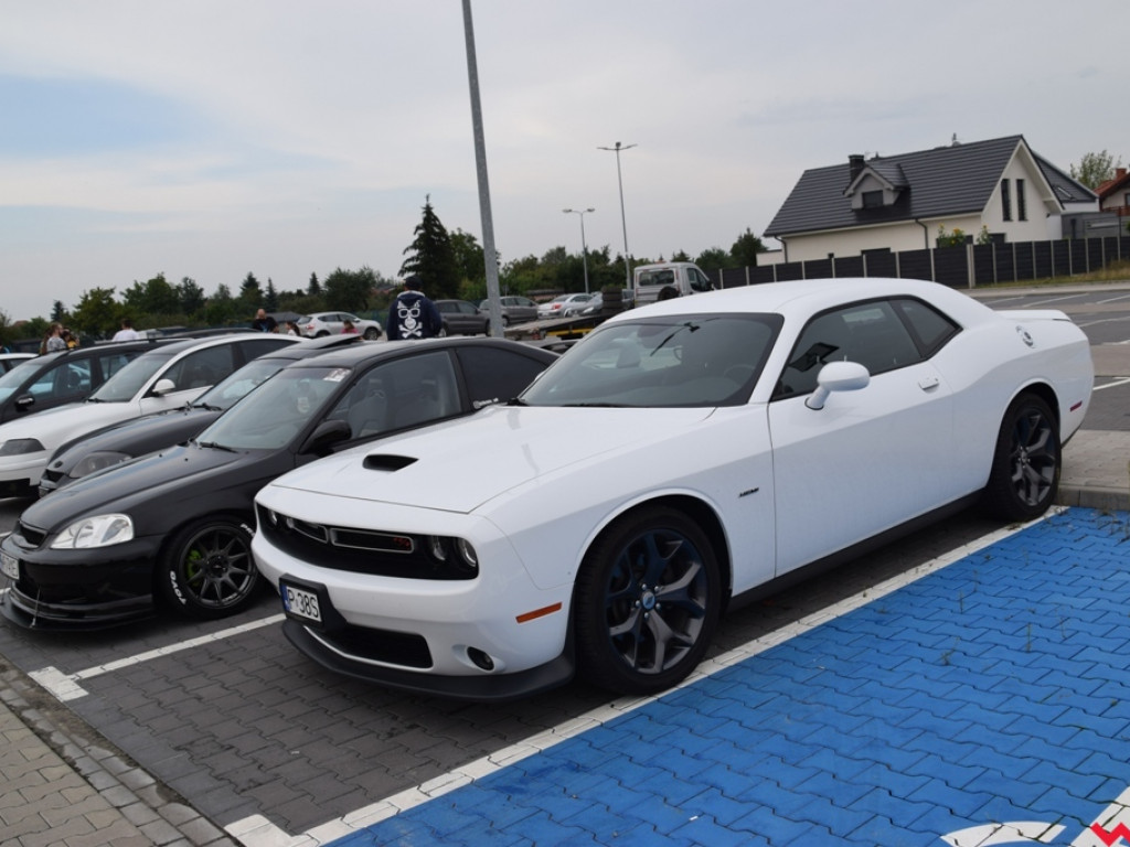 Motomaniacy Września dla Marcina. Charytatywne spotkanie miłośników motoryzacji