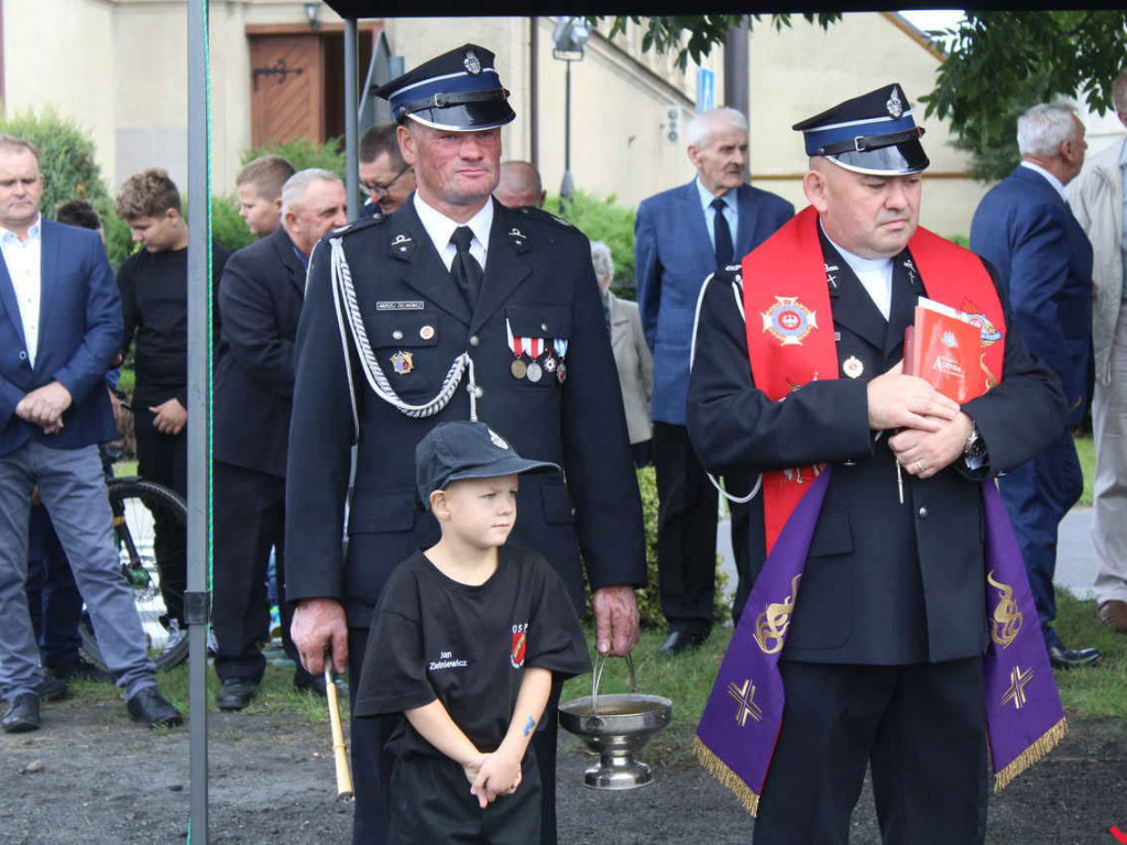 Dożynki w Targowej Górce, czyli nowy samochód był na pierwszym planie