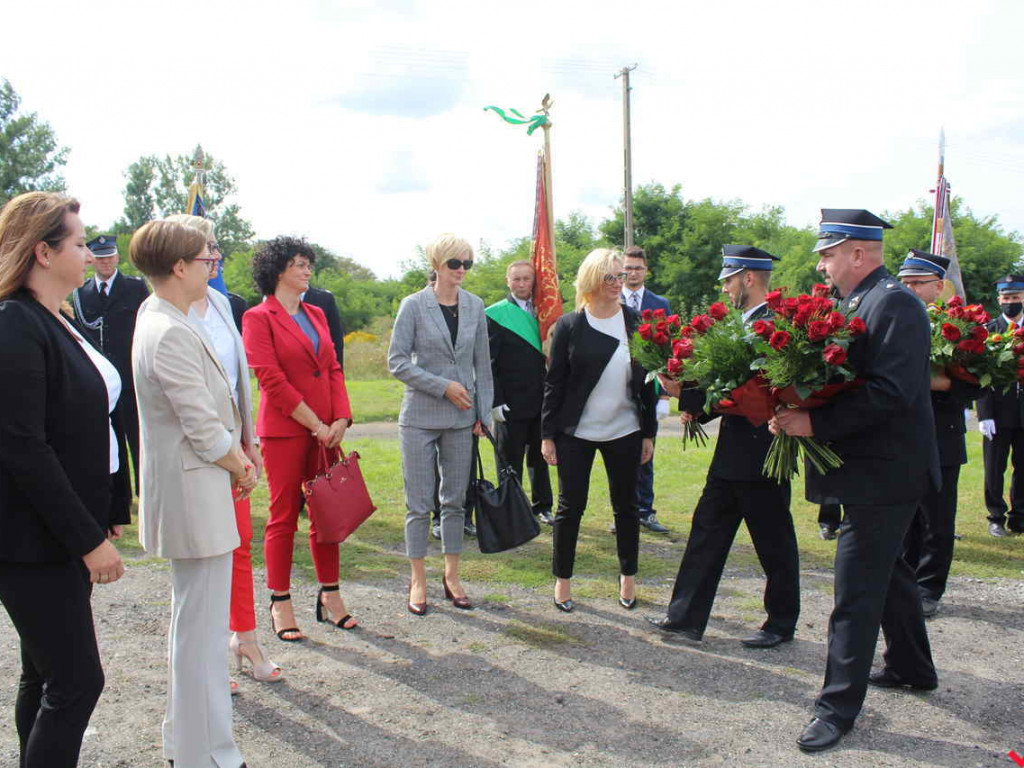 Dożynki w Targowej Górce, czyli nowy samochód był na pierwszym planie