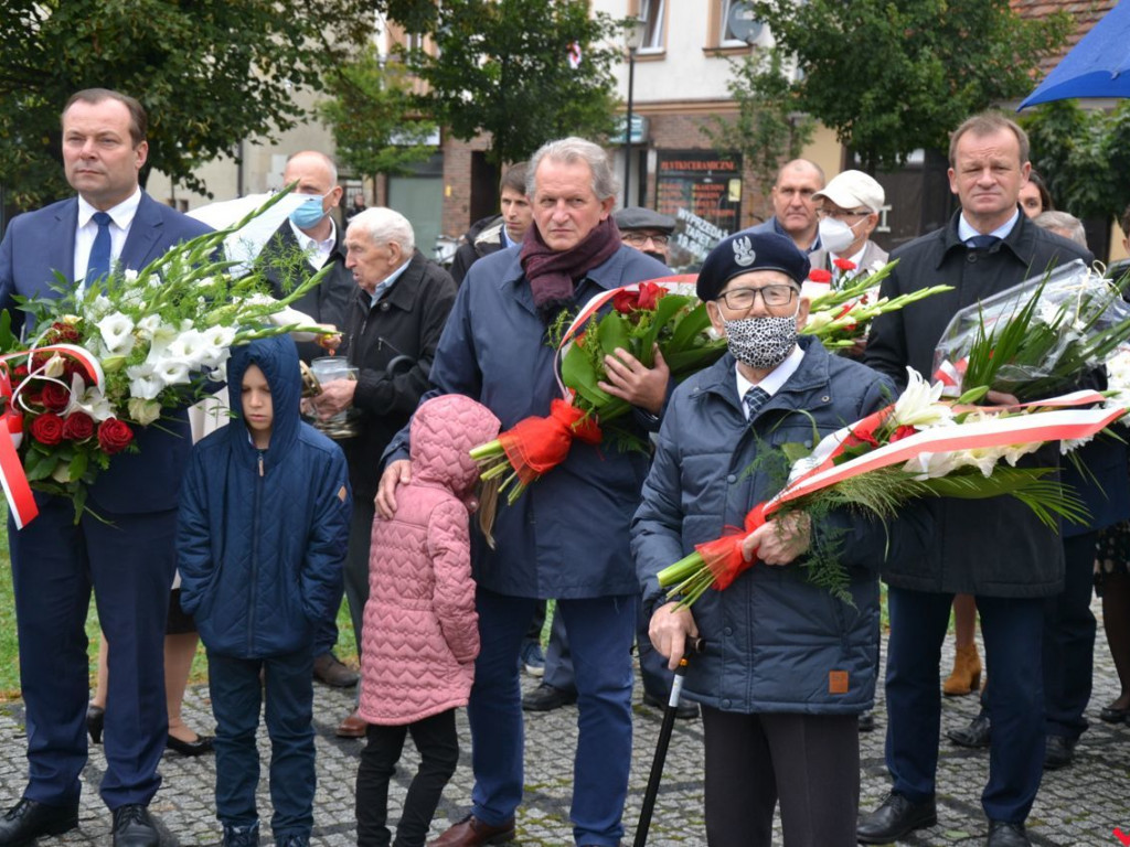 Rozważania o dwóch „Solidarnościach” na wrzesińskich obchodach 40-lecia związku