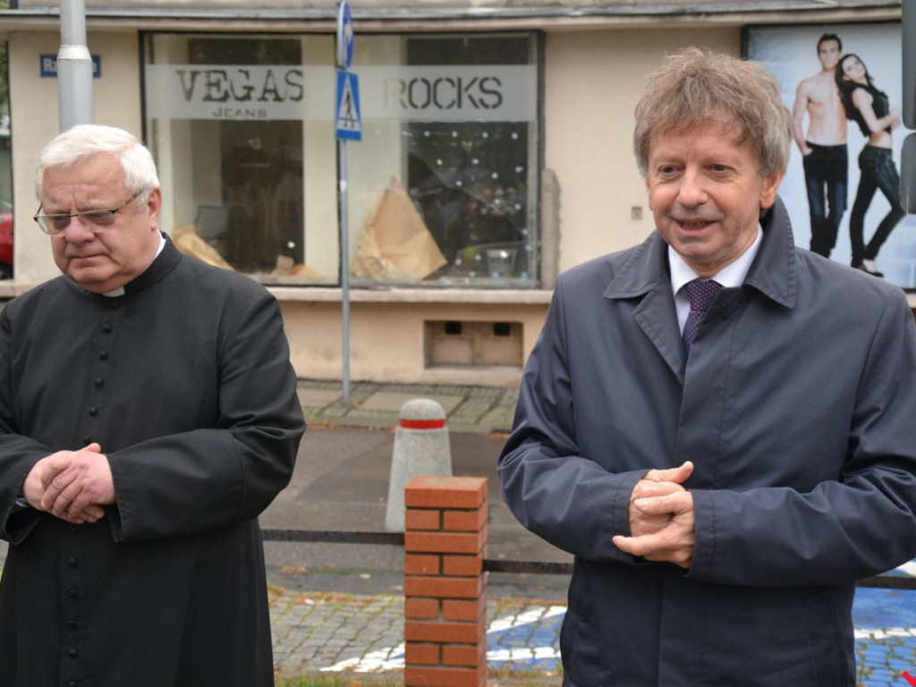 Rozważania o dwóch „Solidarnościach” na wrzesińskich obchodach 40-lecia związku
