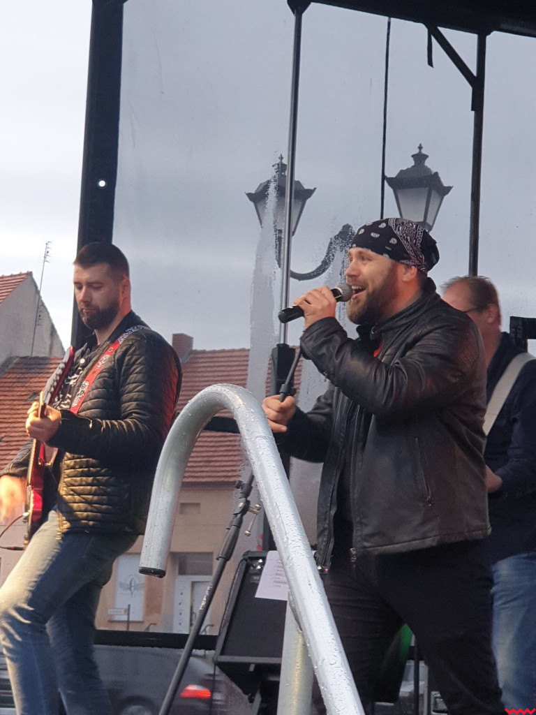 Muzycy z Yorby szczęśliwi po powrocie na scenę. Deszcz im nie przeszkodził!