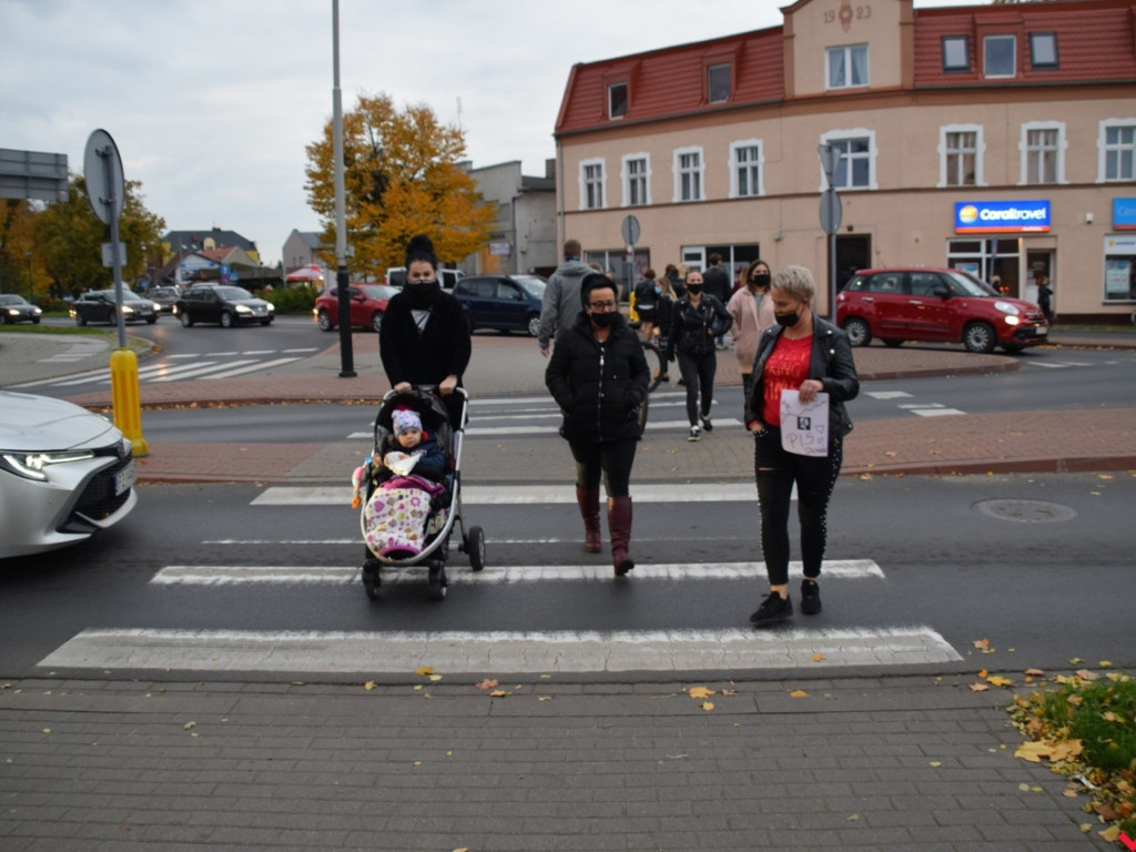 Drugi dzień protestów we Wrześni. Zablokowane rondo Popiełuszki