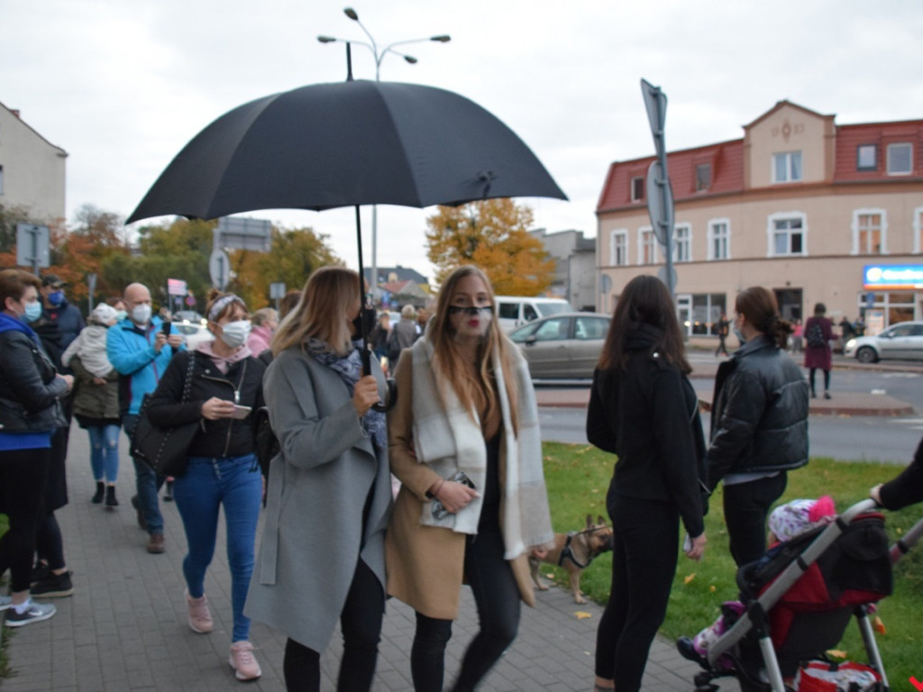 Drugi dzień protestów we Wrześni. Zablokowane rondo Popiełuszki