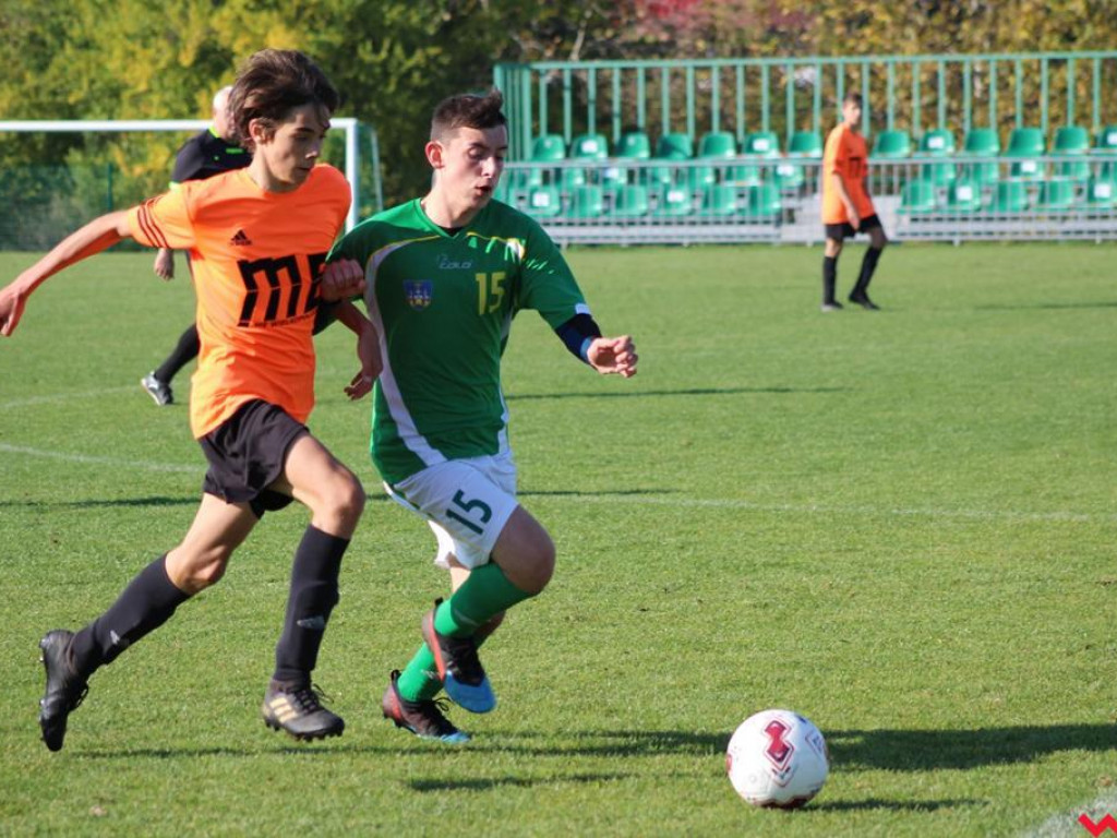 Drugie miejsce w tabeli trampkarzy Warty