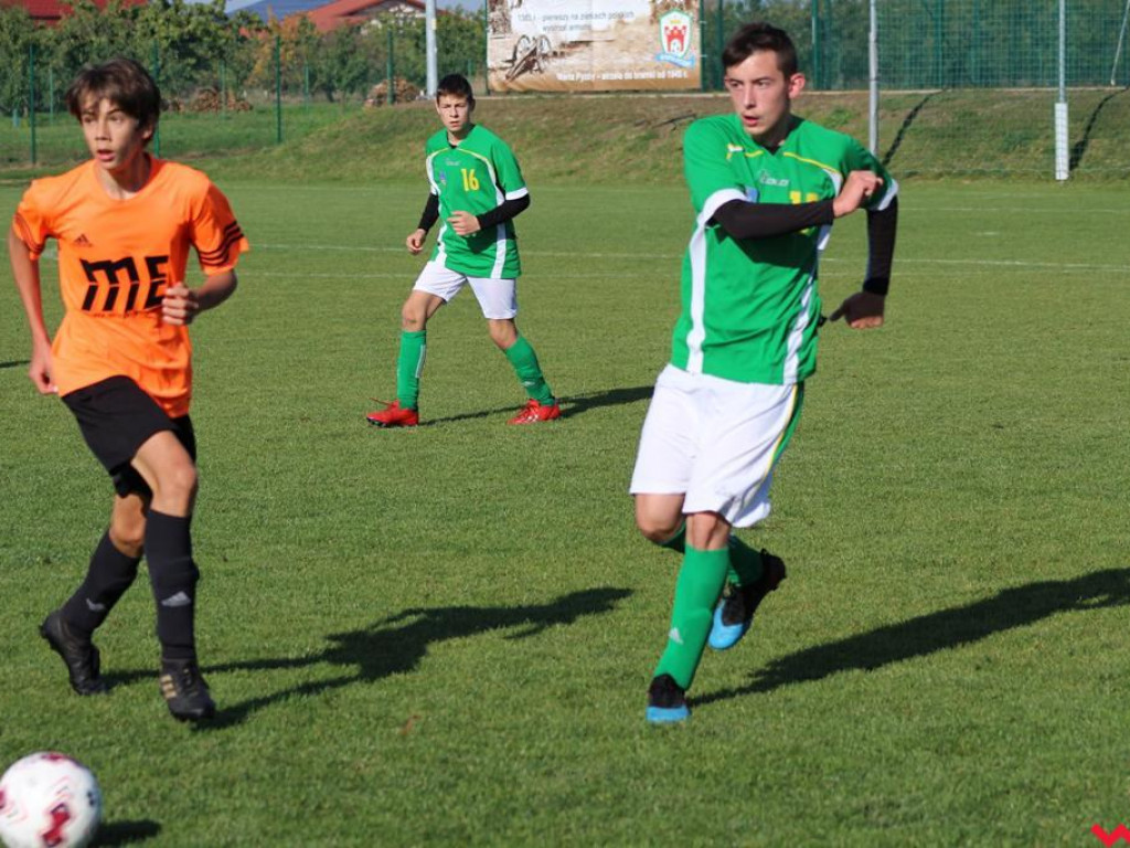 Drugie miejsce w tabeli trampkarzy Warty