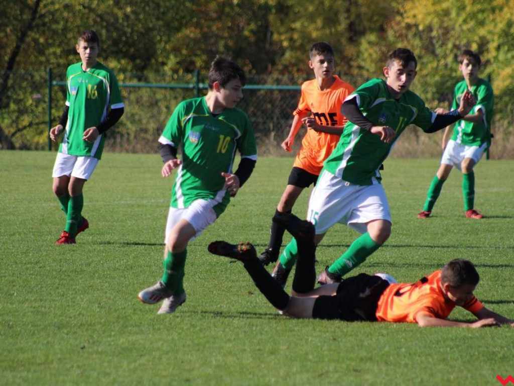 Drugie miejsce w tabeli trampkarzy Warty