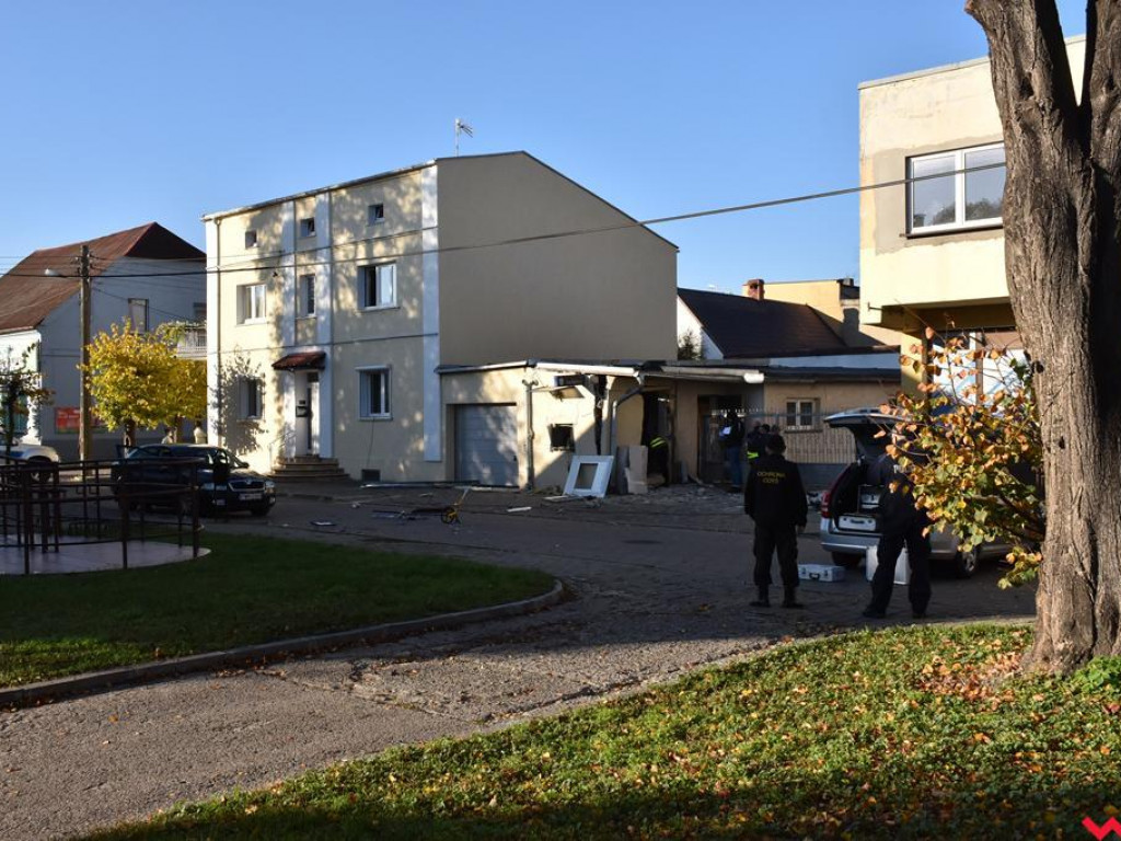 Złodzieje wysadzili bankomat w Pyzdrach