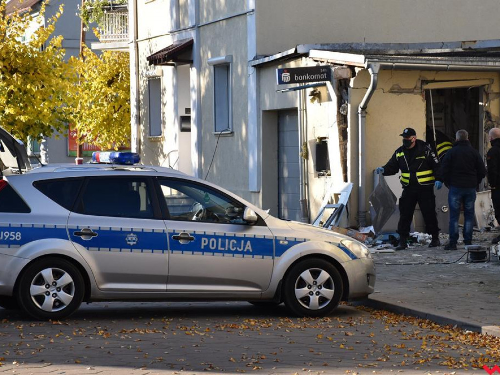 Złodzieje wysadzili bankomat w Pyzdrach