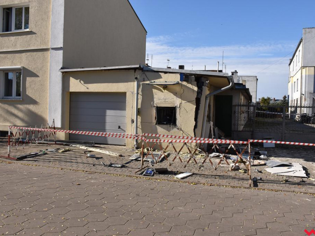 Złodzieje wysadzili bankomat w Pyzdrach