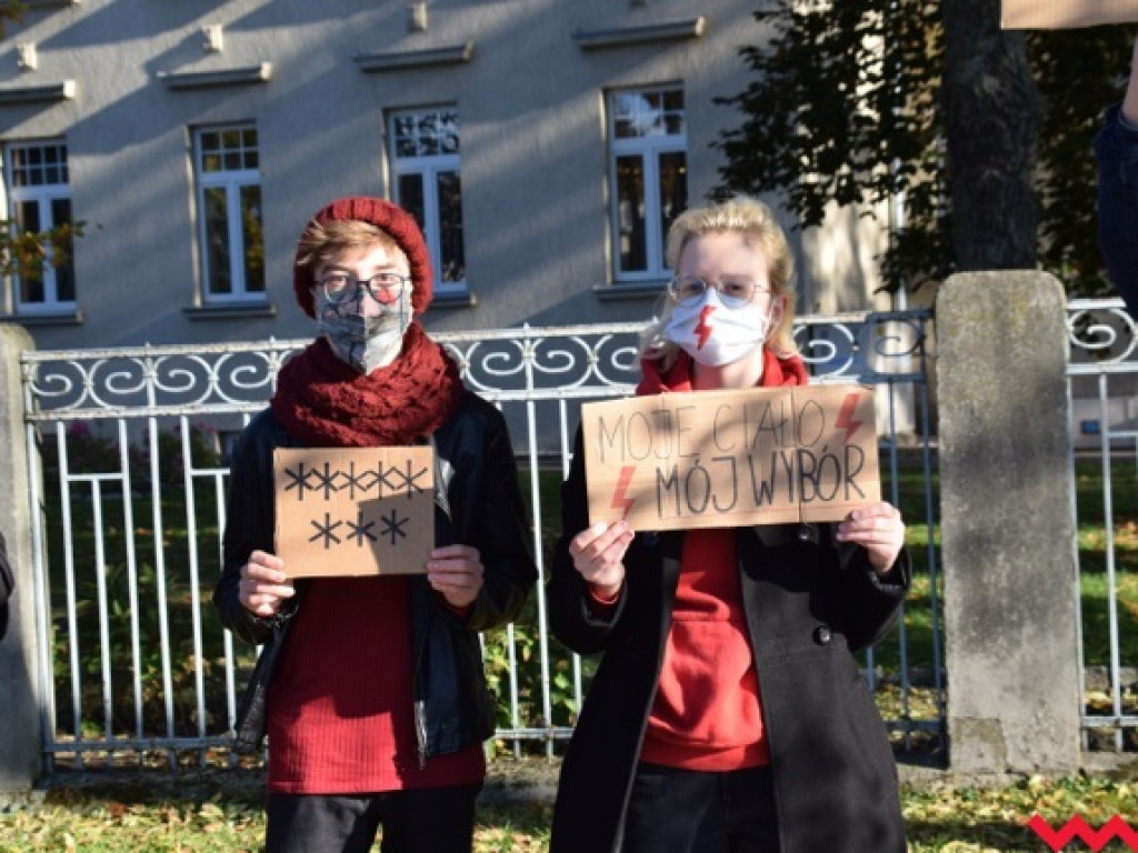 Wrzesińska młodzież dołączyła do strajku kobiet