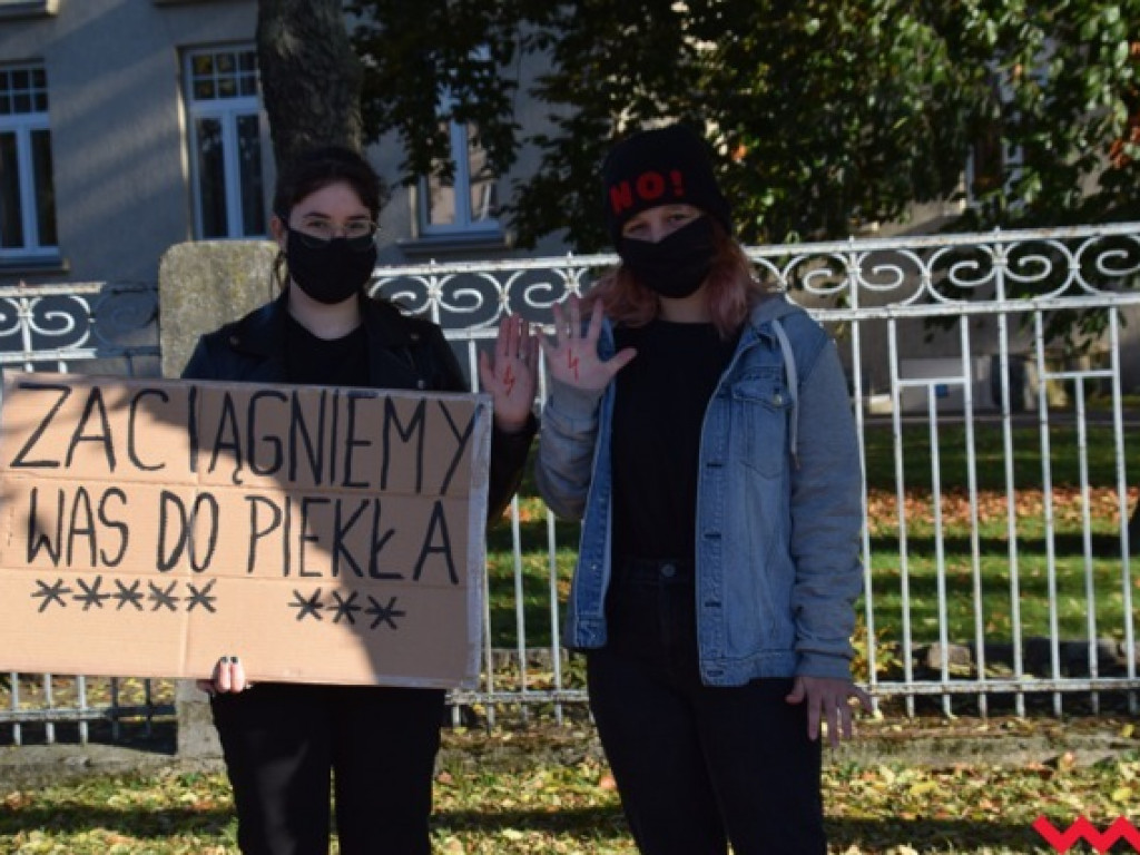 Wrzesińska młodzież dołączyła do strajku kobiet
