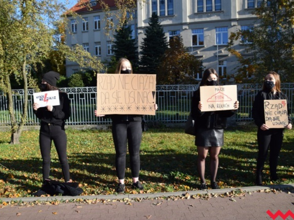 Wrzesińska młodzież dołączyła do strajku kobiet