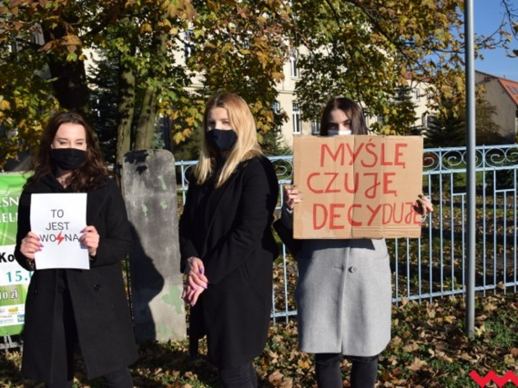 Wrzesińska młodzież dołączyła do strajku kobiet