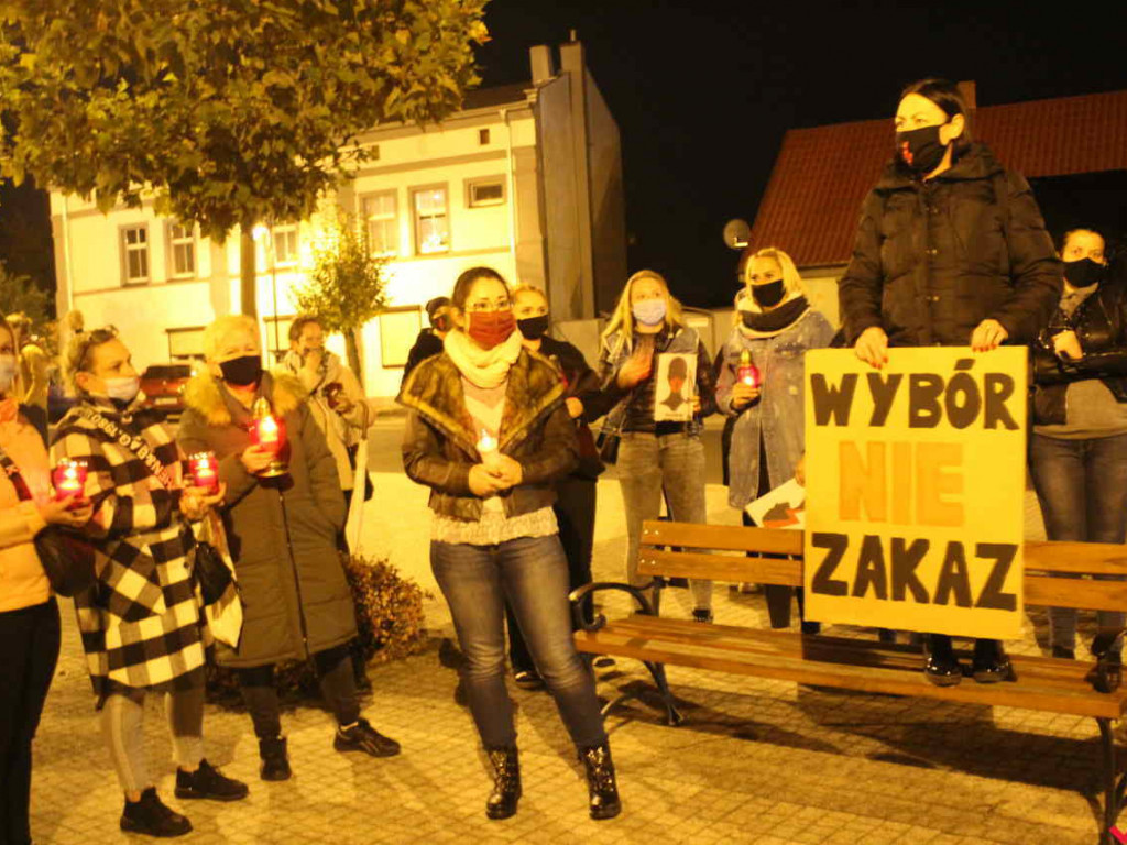 Myślą i czują, dlatego chcą decydować. Kobiety protestowały na rynku